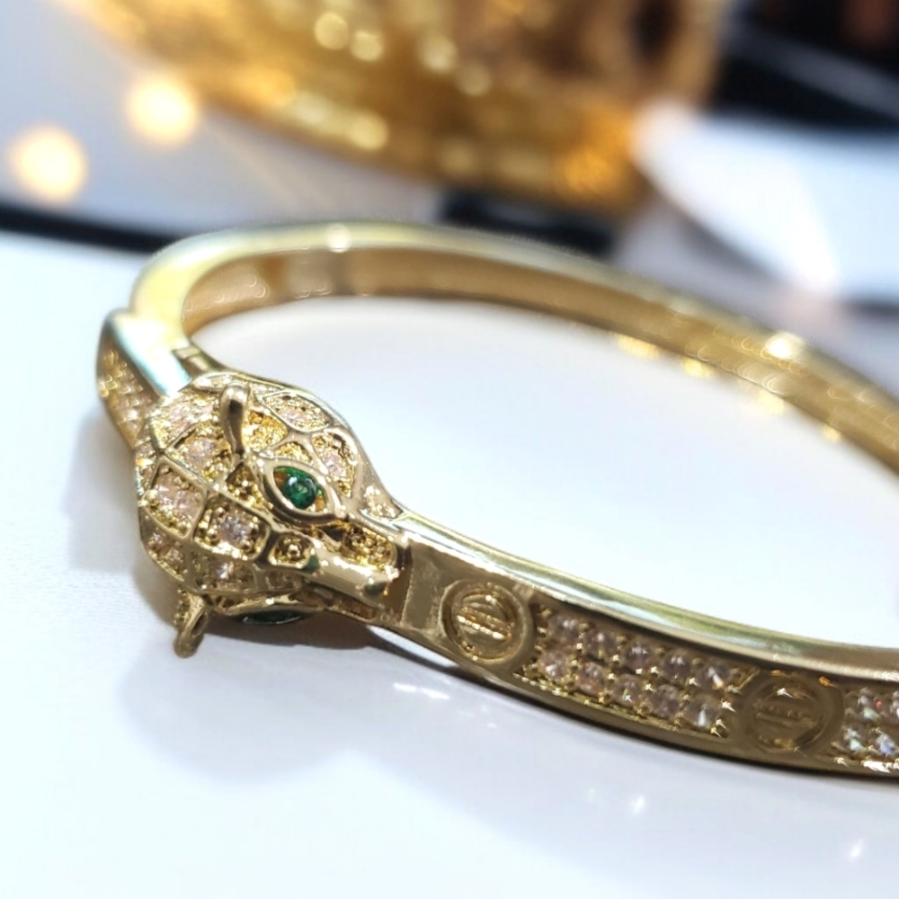 Luxury Panther Love Screw 18k Gold Plated Zircon Crystal Bangle Bracelet - Picture 4 of 5